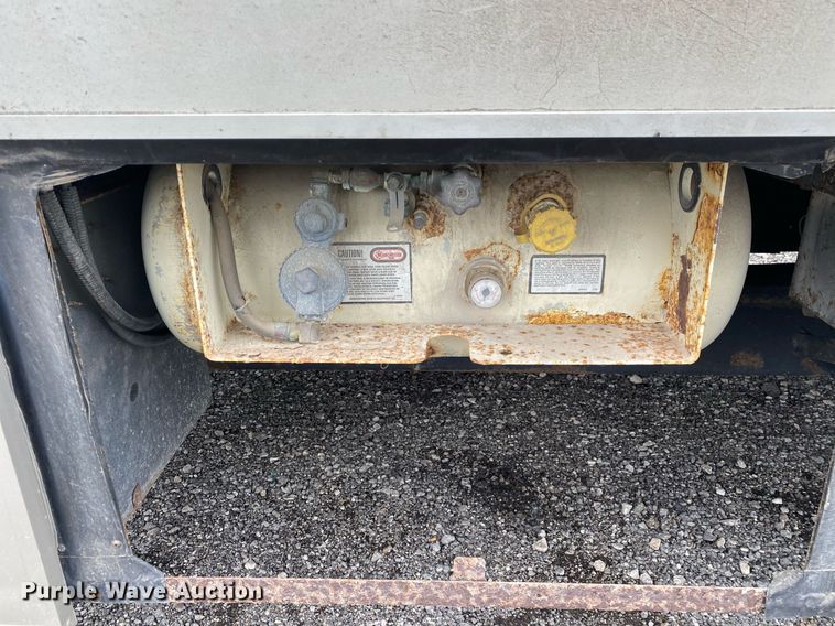 image for item KB9440 2003 Ford E450 Super Duty  RV