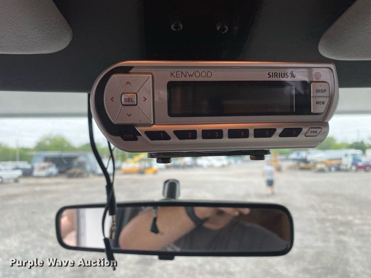 image for item KB9440 2003 Ford E450 Super Duty  RV