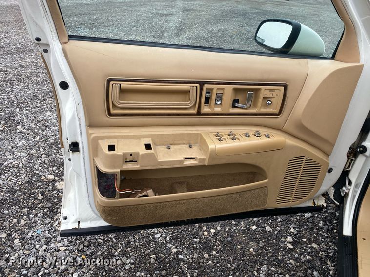 image for item KB9445 1992 Buick Roadmaster