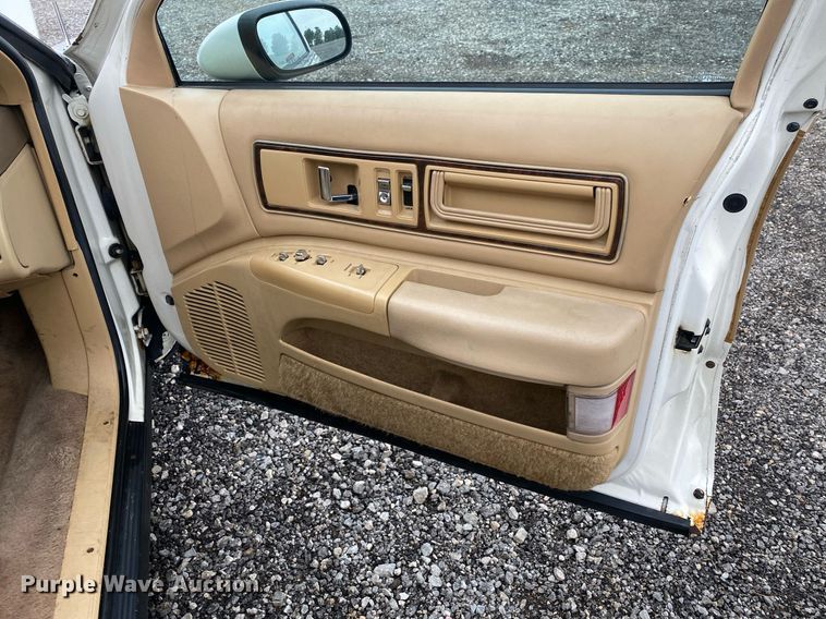 image for item KB9445 1992 Buick Roadmaster