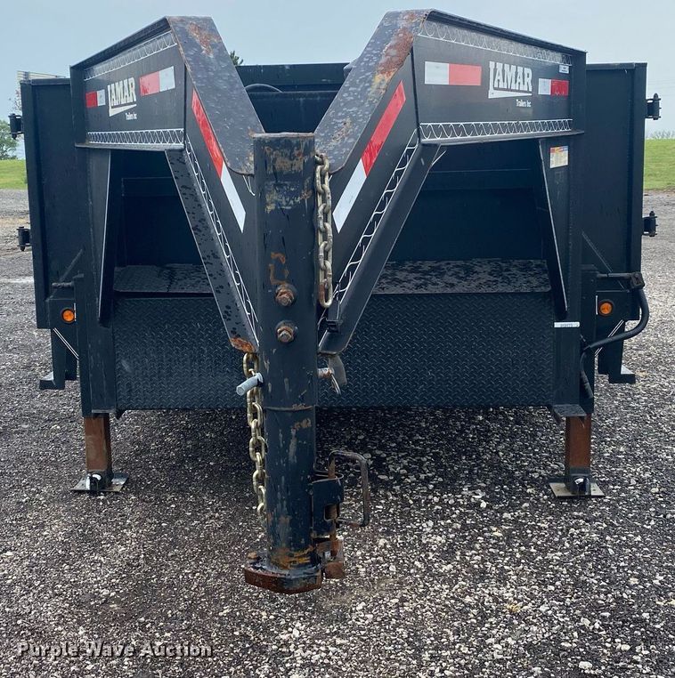 image for item KB9449 2014 Lamar  equipment trailer