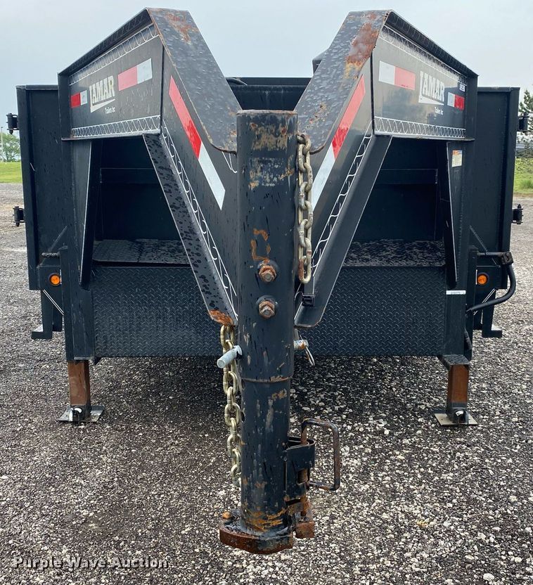 image for item KB9449 2014 Lamar  equipment trailer