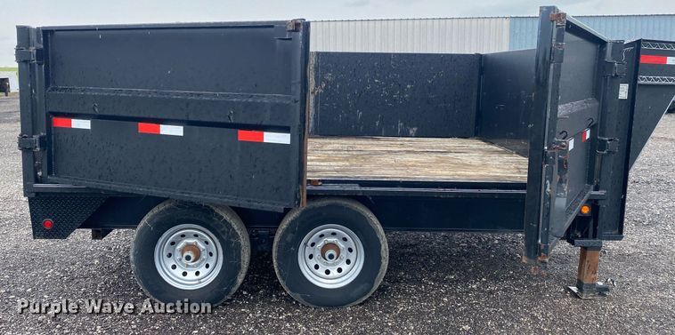 image for item KB9449 2014 Lamar  equipment trailer