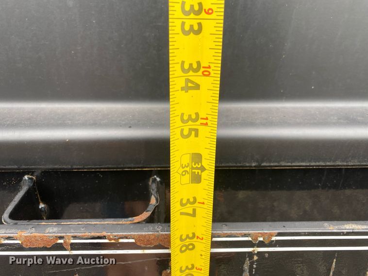 image for item KB9449 2014 Lamar  equipment trailer