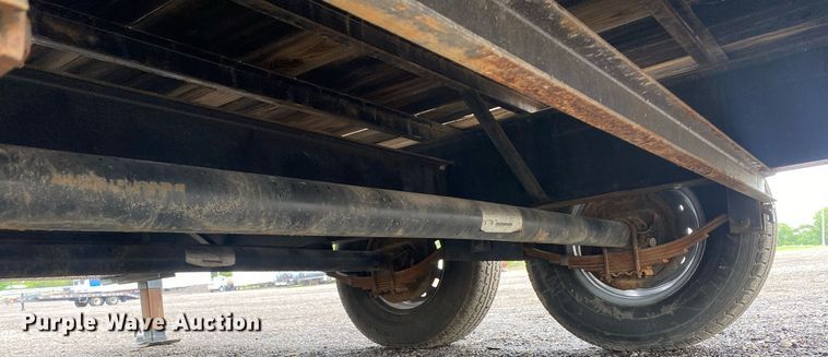 image for item KB9449 2014 Lamar  equipment trailer