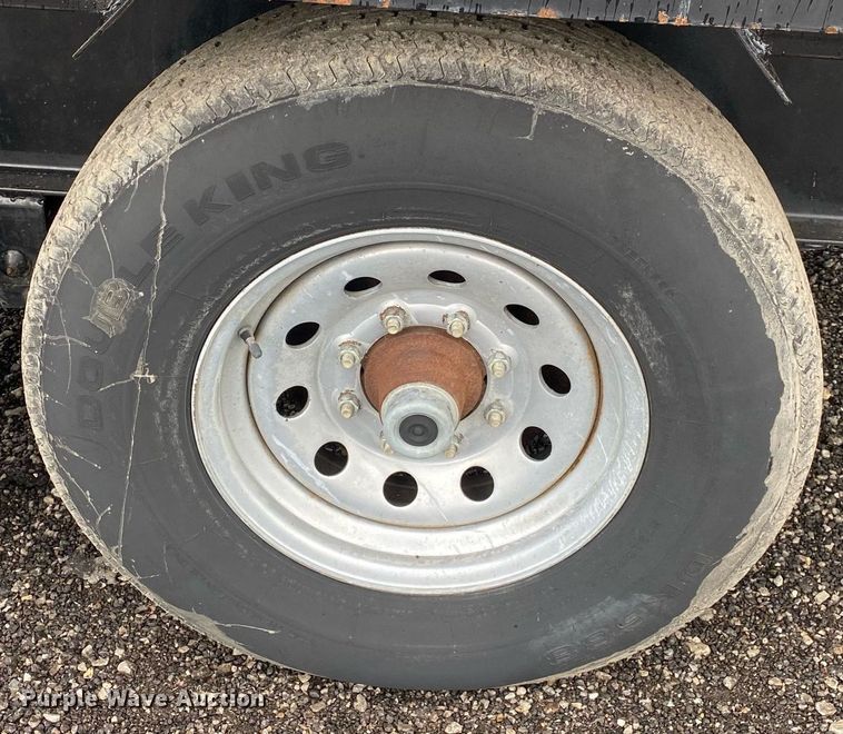 image for item KB9449 2014 Lamar  equipment trailer