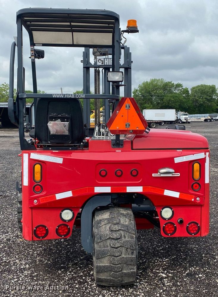 image for item KB9455 2014 Moffett M70  forklift