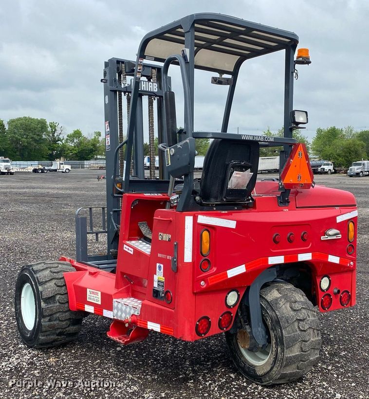 image for item KB9455 2014 Moffett M70  forklift