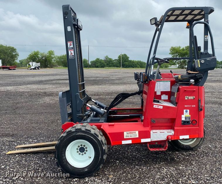 image for item KB9455 2014 Moffett M70  forklift