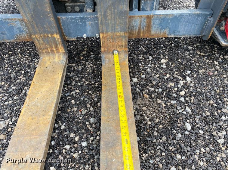 image for item KB9455 2014 Moffett M70  forklift