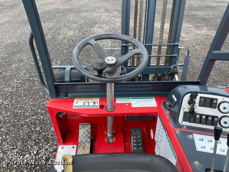 image for item KB9455 2014 Moffett M70  forklift