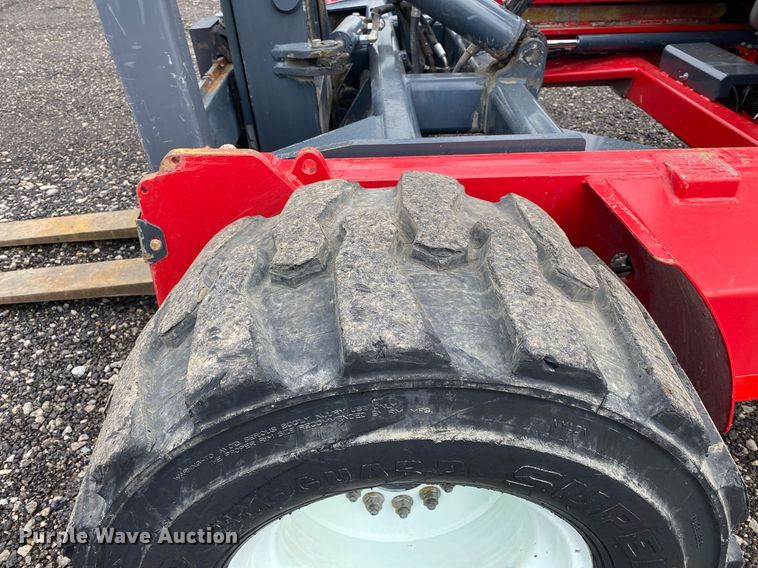 image for item KB9455 2014 Moffett M70  forklift