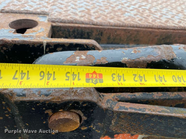 image for item KB9456 1998 Ford F800  winch truck