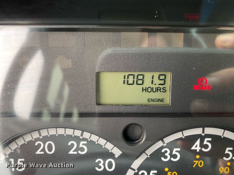 image for item KB9457 2010 Freightliner  school bus