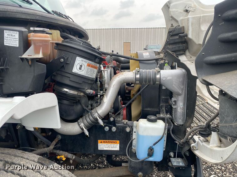 image for item KB9457 2010 Freightliner  school bus