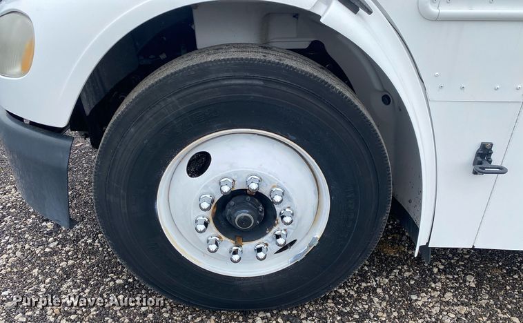 image for item KB9457 2010 Freightliner  school bus