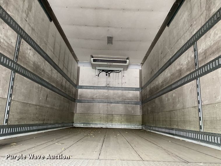 image for item KB9458 2010 Hino 268  box truck