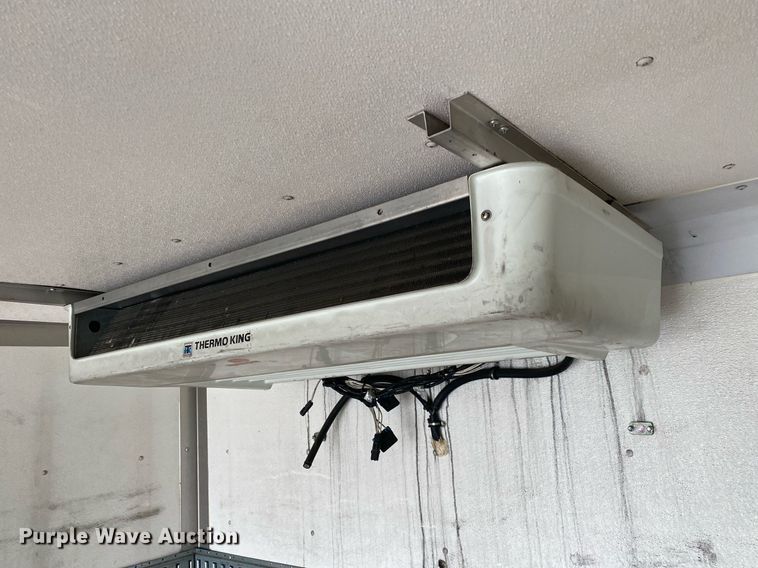 image for item KB9458 2010 Hino 268  box truck