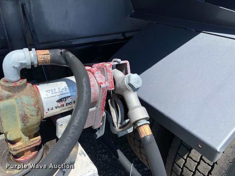 image for item KB9464 2005 Freightliner M2 Business Class  water truck