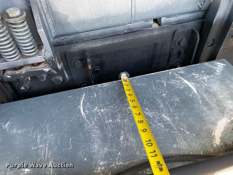 image for item KB9464 2005 Freightliner M2 Business Class  water truck