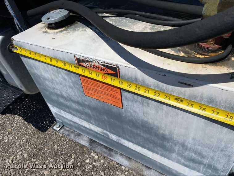 image for item KB9464 2005 Freightliner M2 Business Class  water truck