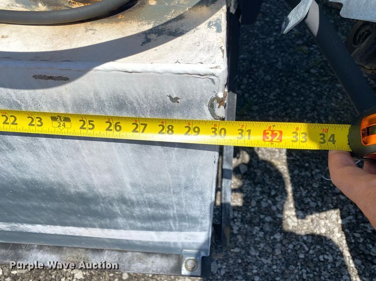 image for item KB9464 2005 Freightliner M2 Business Class  water truck