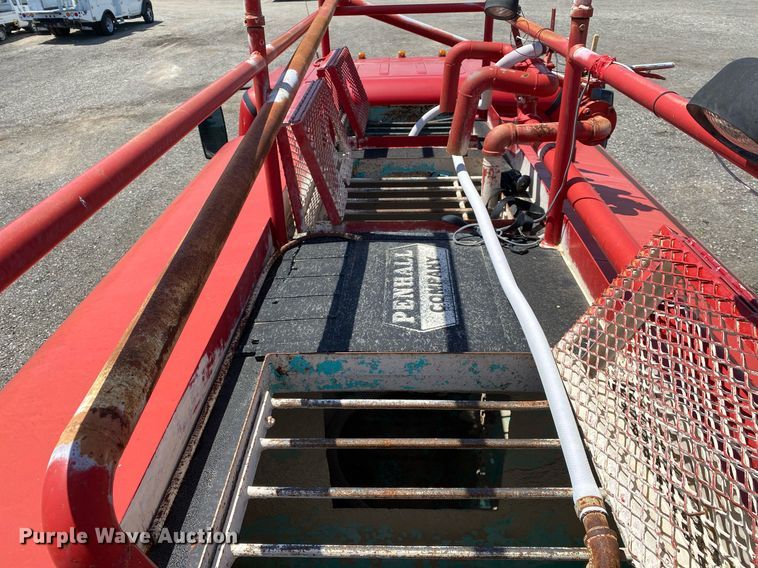 image for item KB9464 2005 Freightliner M2 Business Class  water truck