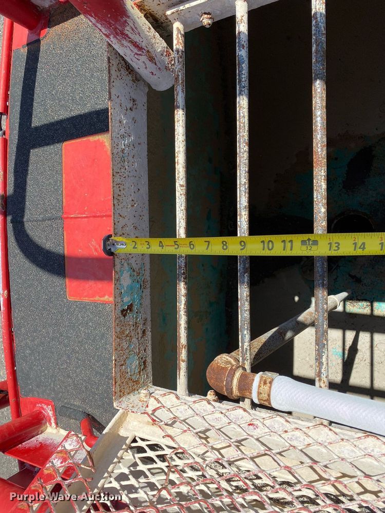 image for item KB9464 2005 Freightliner M2 Business Class  water truck