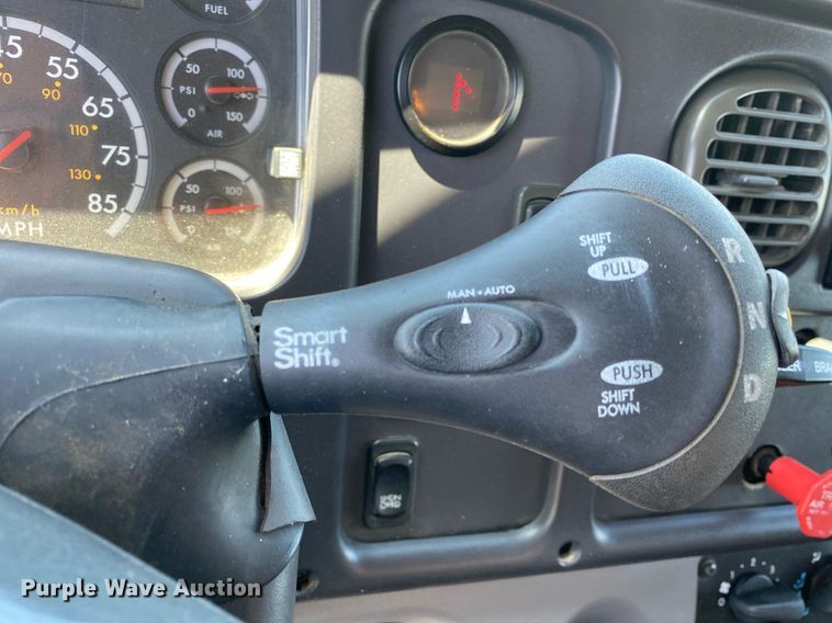 image for item KB9464 2005 Freightliner M2 Business Class  water truck