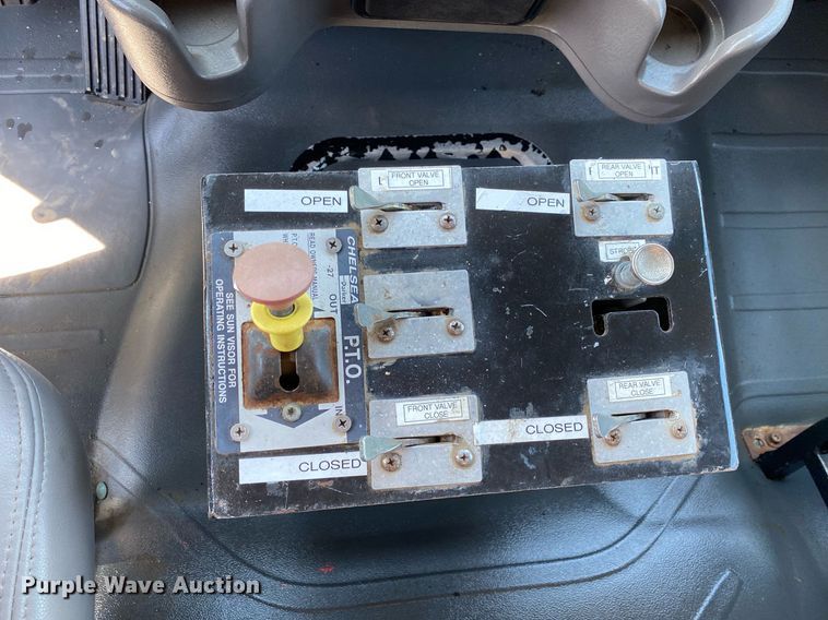 image for item KB9464 2005 Freightliner M2 Business Class  water truck