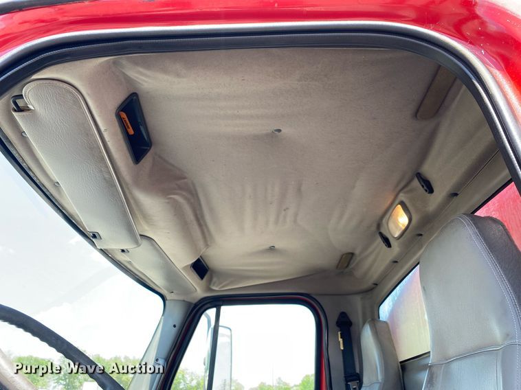 image for item KB9464 2005 Freightliner M2 Business Class  water truck