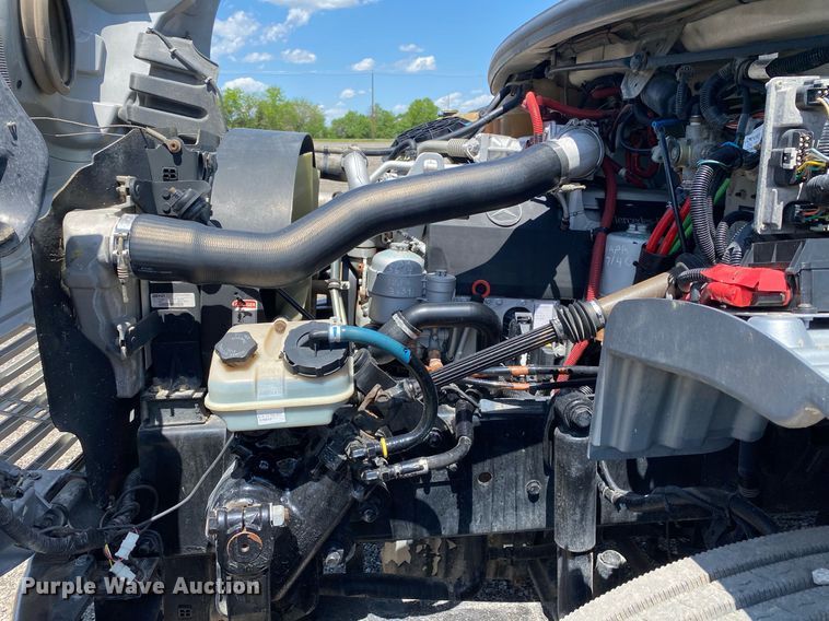 image for item KB9464 2005 Freightliner M2 Business Class  water truck