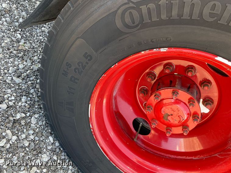 image for item KB9464 2005 Freightliner M2 Business Class  water truck