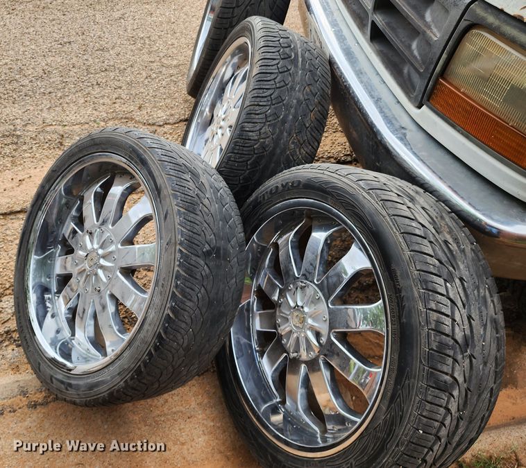 image for item KC9671 (4) 305/40R23 tires and wheels