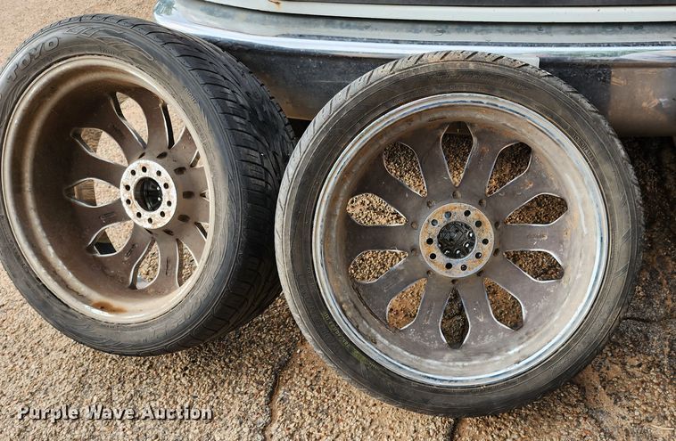 image for item KC9671 (4) 305/40R23 tires and wheels