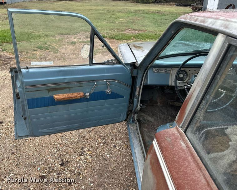 image for item KL9073 1965 Plymouth Valiant 200