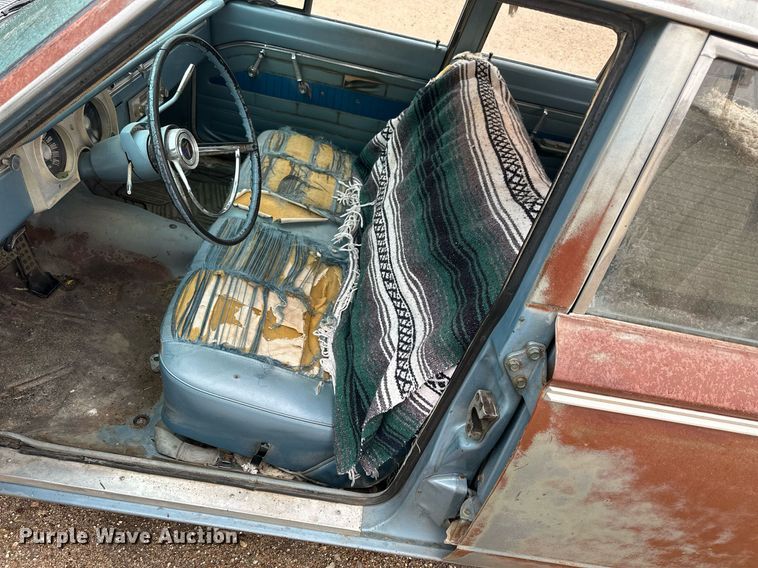 image for item KL9073 1965 Plymouth Valiant 200