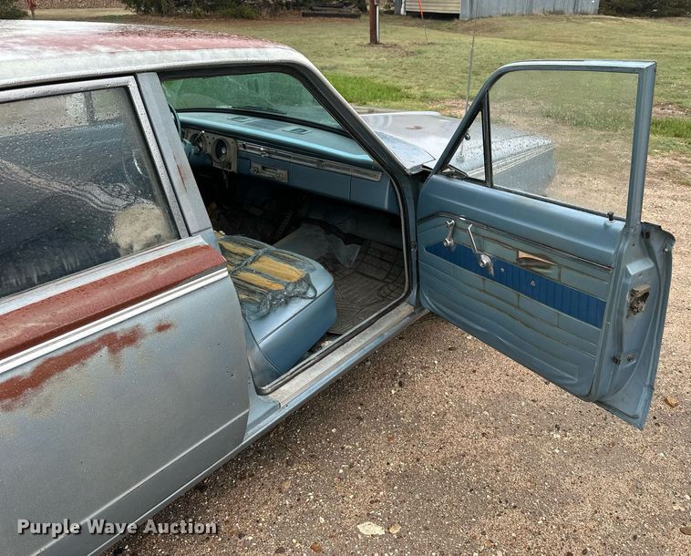 image for item KL9073 1965 Plymouth Valiant 200