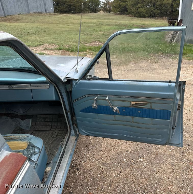 image for item KL9073 1965 Plymouth Valiant 200