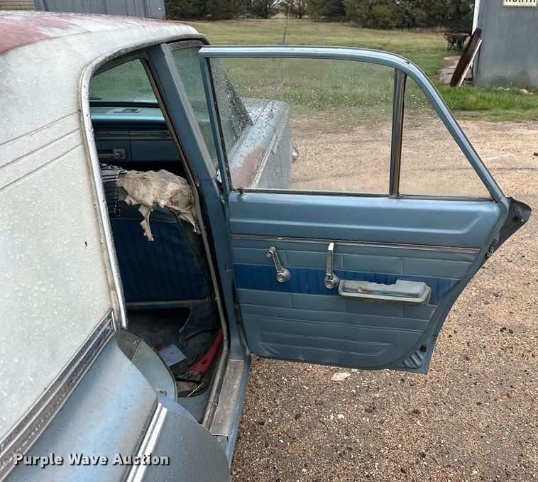 image for item KL9073 1965 Plymouth Valiant 200