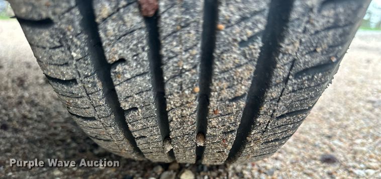 image for item KL9073 1965 Plymouth Valiant 200