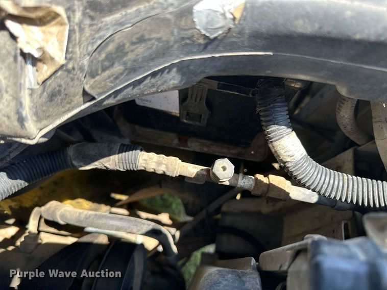 image for item KL9091 1995 Ford F350  flatbed pickup truck