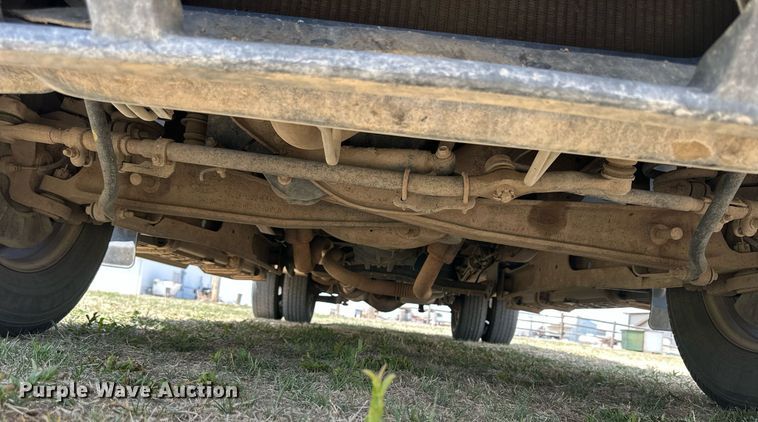 image for item KL9145 2007 Ford F350 Super Duty  SuperCab utility bed pickup truck