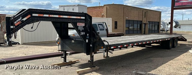 image for item KL9185 2007 PJ equipment trailer