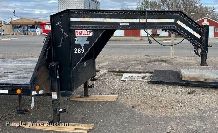 image for item KL9185 2007 PJ equipment trailer