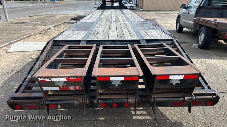 image for item KL9185 2007 PJ equipment trailer