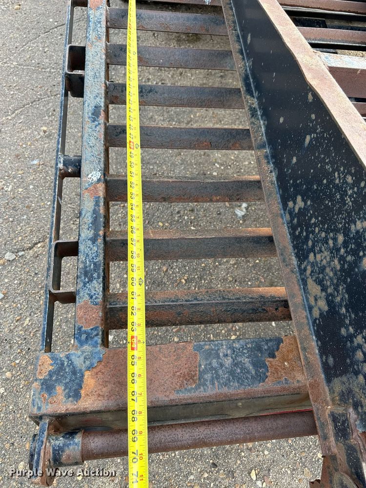 image for item KL9185 2007 PJ equipment trailer