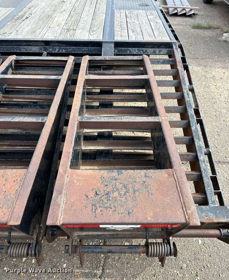 image for item KL9185 2007 PJ equipment trailer