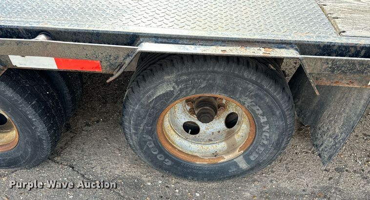 image for item KL9185 2007 PJ equipment trailer