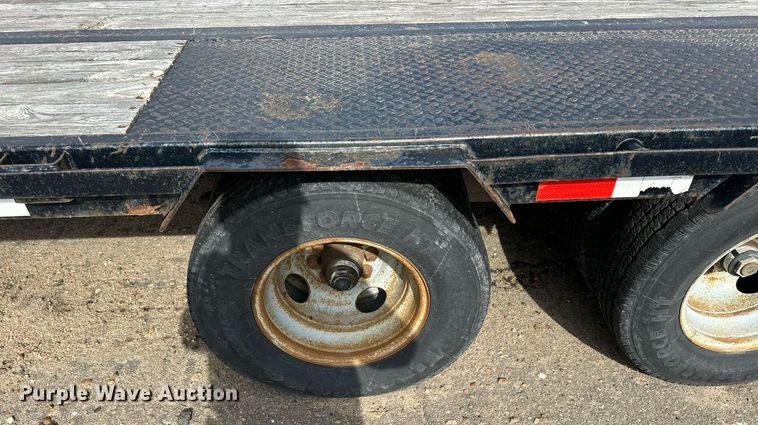 image for item KL9185 2007 PJ equipment trailer